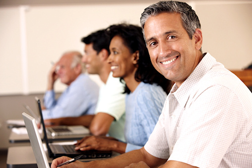 Estudiantes en clase Estudiantes aula